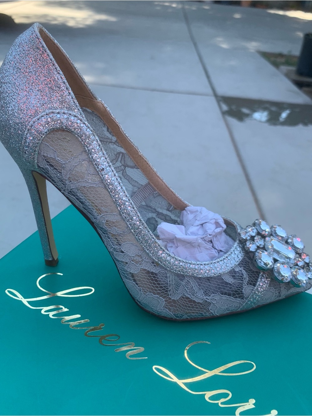 NWOT Silver Lace & Glitter High Heel Pumps with Crystal Accent - Picture 9 of 13